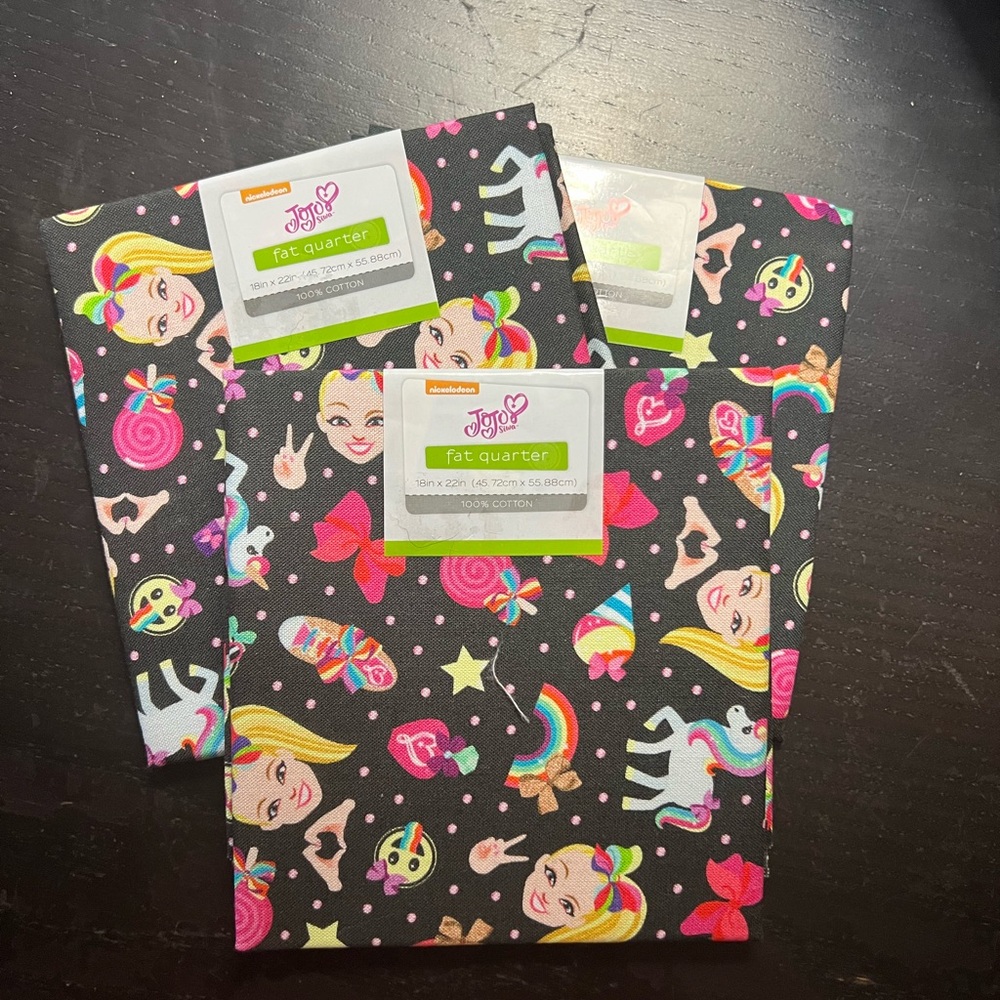 2/$24 💥 NEW Nickelodeon JoJo Rainbow Sewing & Craft Fabric Fat Quarter (3487)